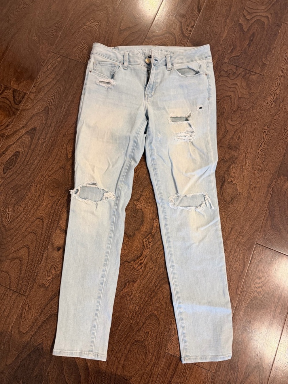 American Eagle Light Blue ripped Skinny Jeans